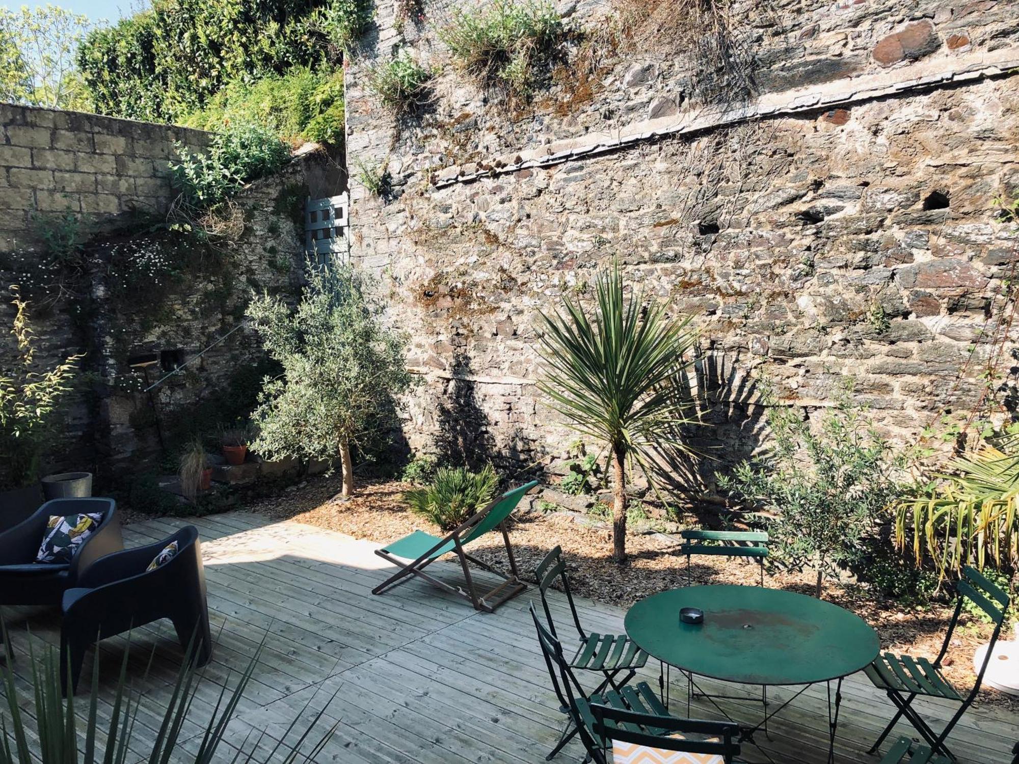 La Maison Des Vignes - Terrasse & Balcon Morlaix Eksteriør bilde